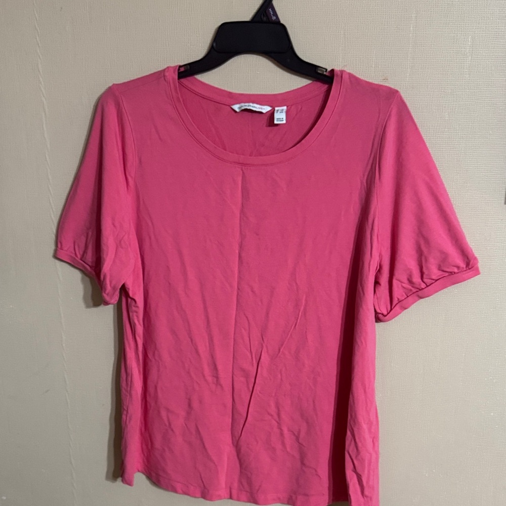 Isaac Mizrahi Vibrant Pink Short Sleeve Tee